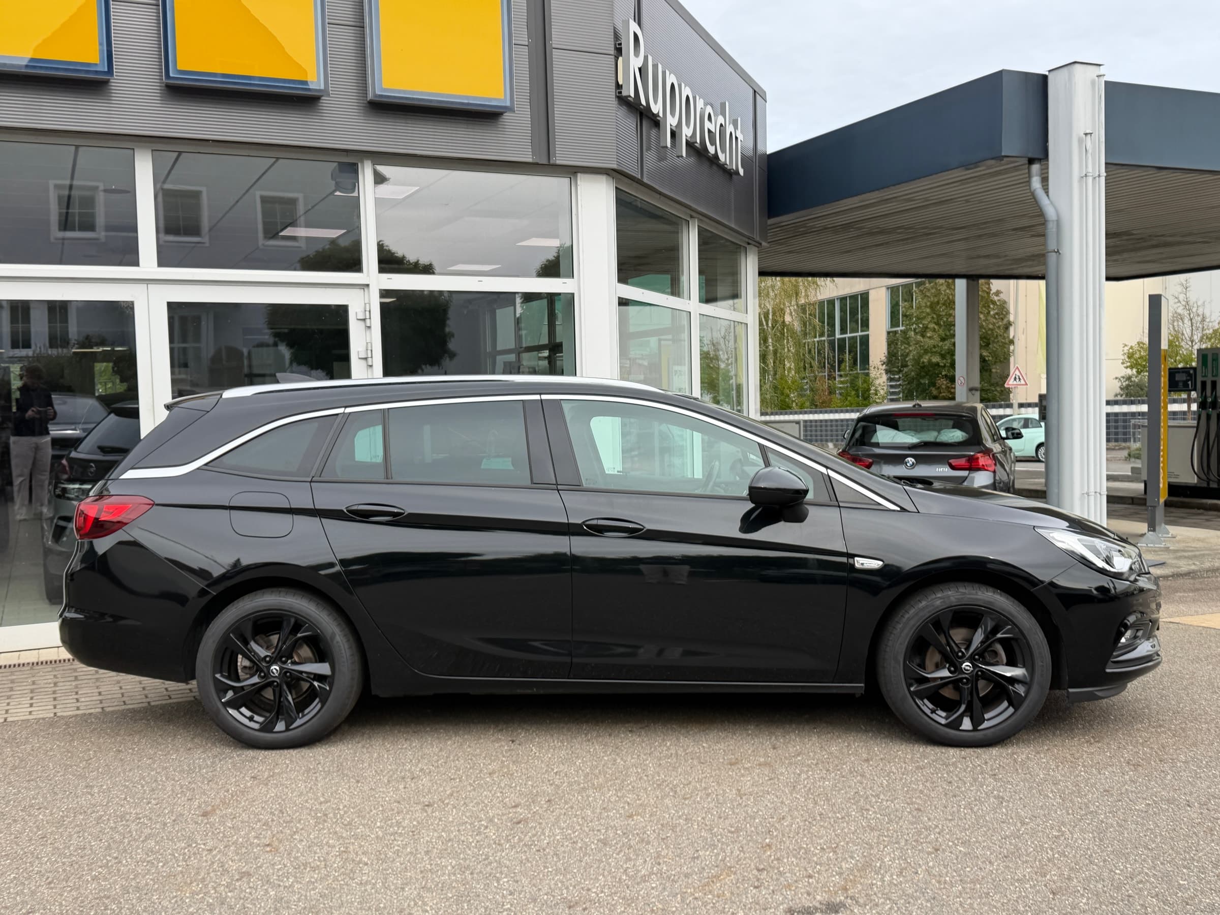 Opel Astra  – Bild 2